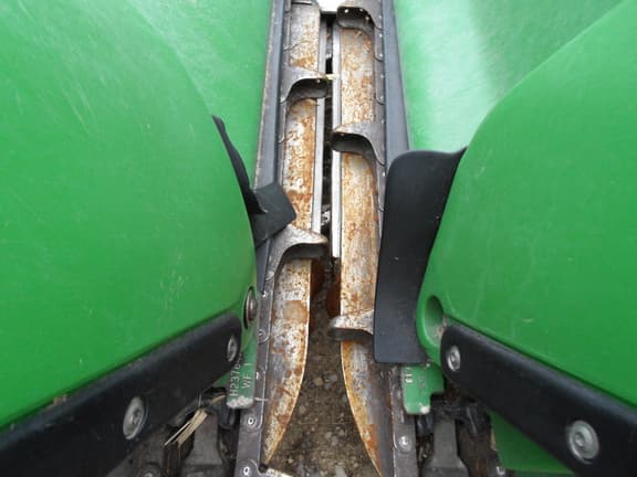 Image of John Deere 612C equipment image 2