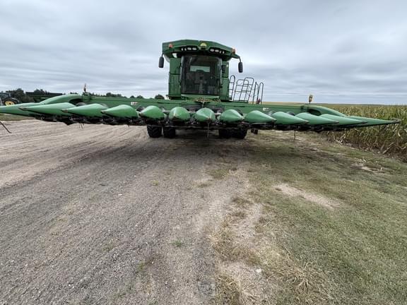 Image of John Deere 612C equipment image 4