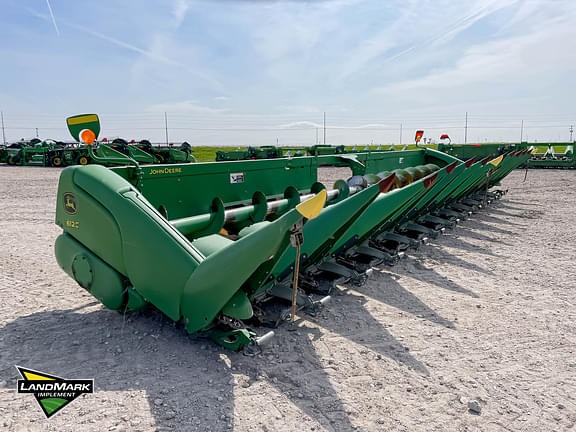 Image of John Deere 612C equipment image 2