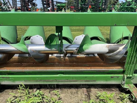 Image of John Deere 612C equipment image 4