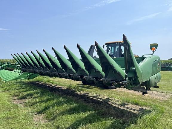 Image of John Deere 612C Primary image