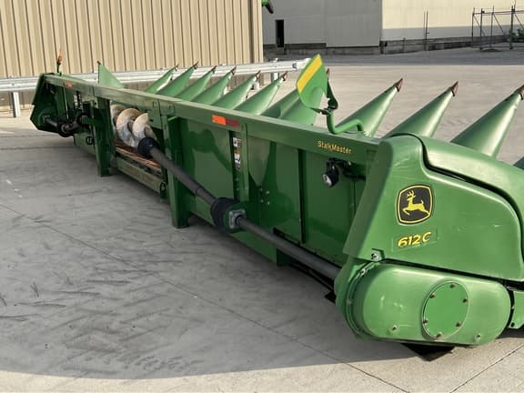 Image of John Deere 612C equipment image 2