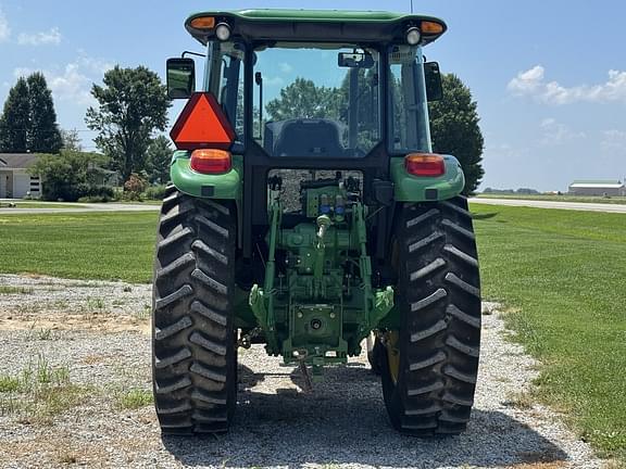 Image of John Deere 6130D equipment image 3