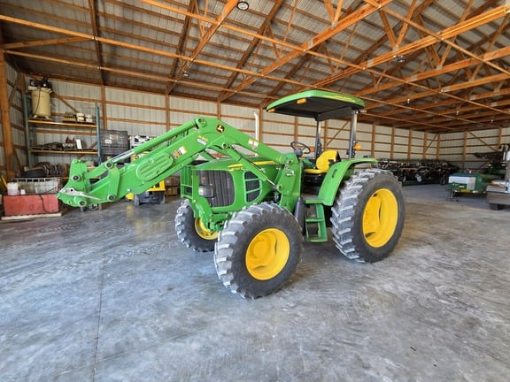 2012 John Deere 6130D Equipment Image0