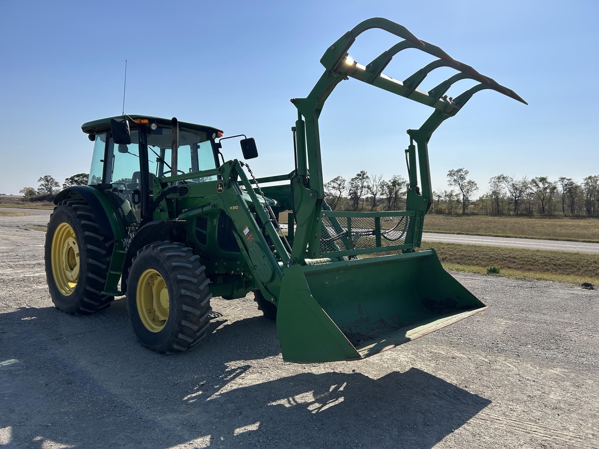 Main image John Deere 6140D
