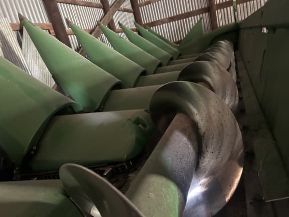 Image of John Deere 616C equipment image 2