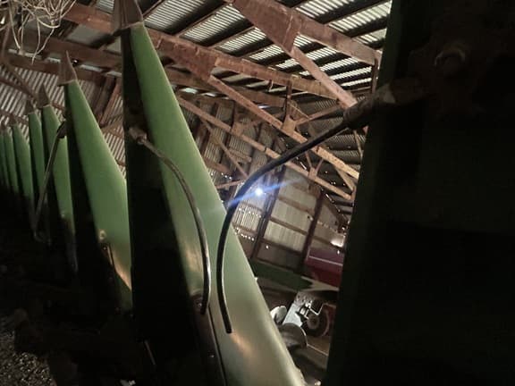 Image of John Deere 616C equipment image 4