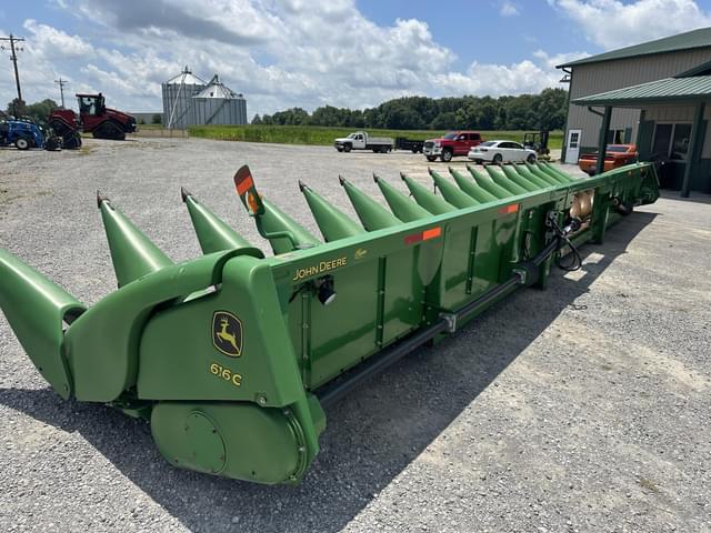 Image of John Deere 616C equipment image 2