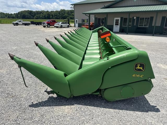 Image of John Deere 616C equipment image 1