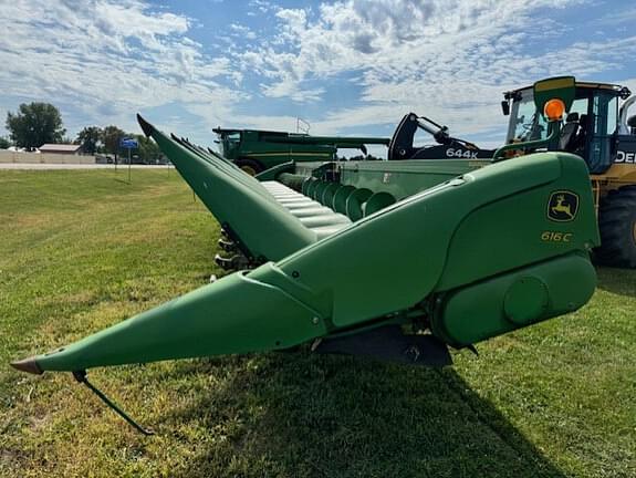 Image of John Deere 616C equipment image 1