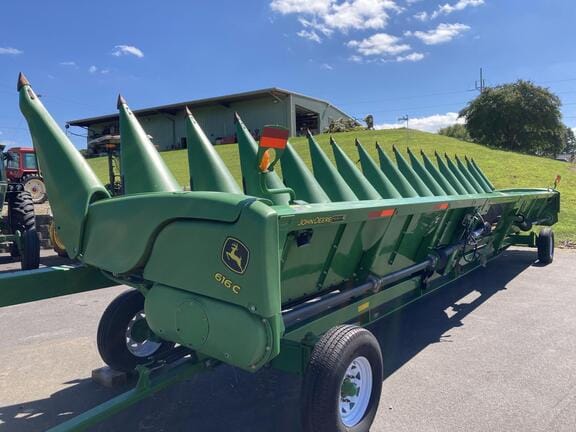 Main image John Deere 616C