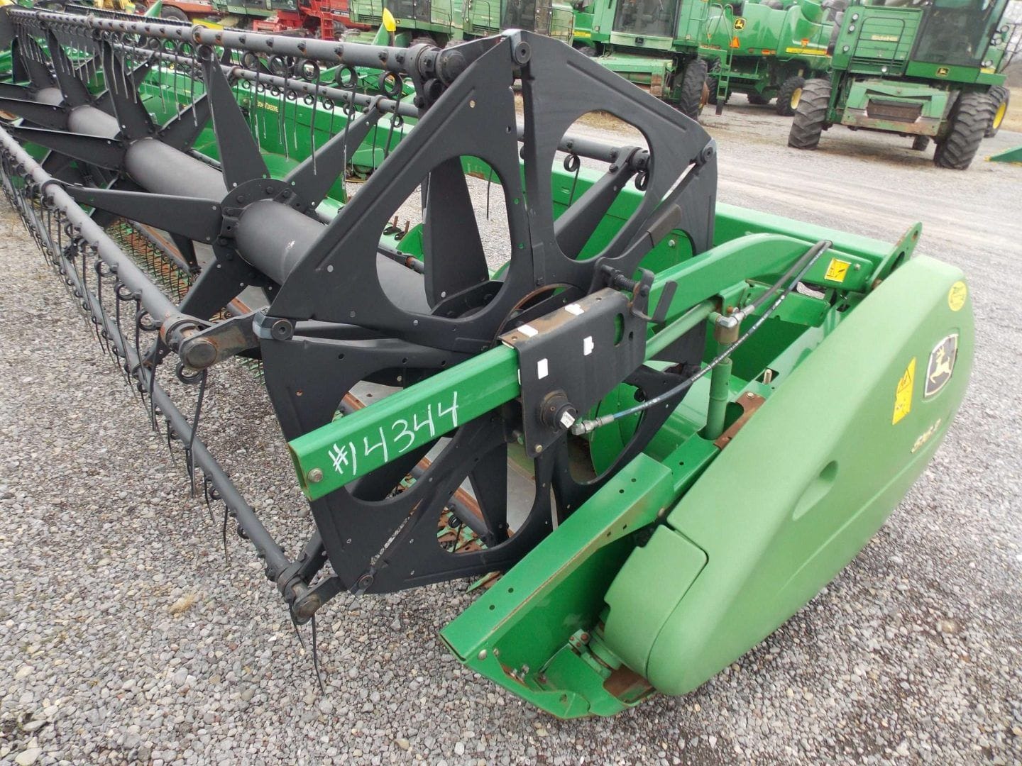 2012 John Deere 616R Equipment Image0