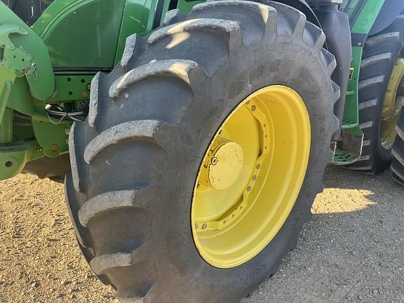 Image of John Deere 6170R equipment image 1