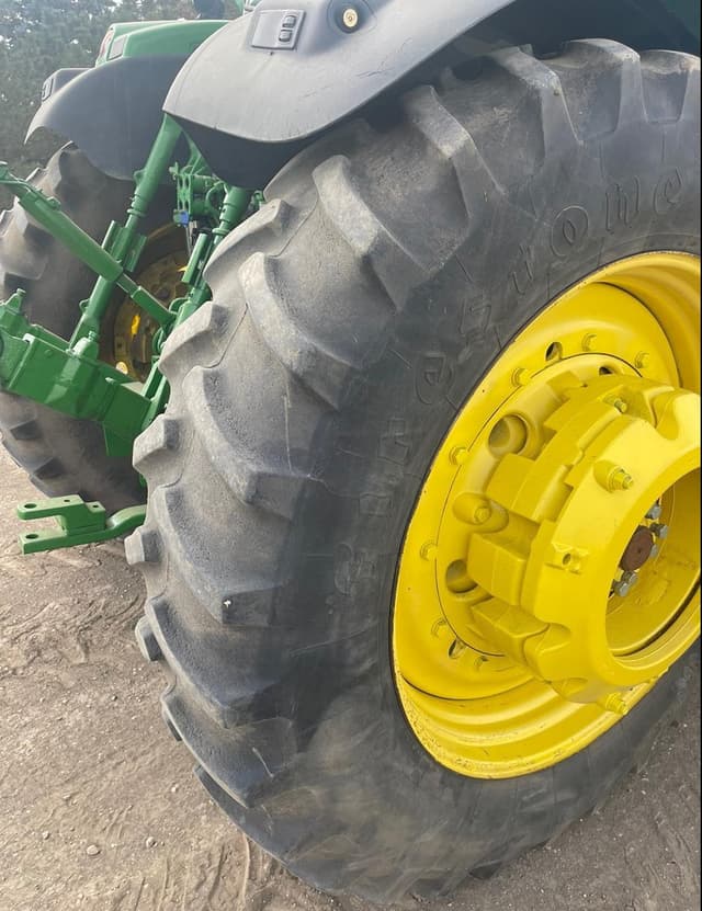 Image of John Deere 6170R equipment image 4