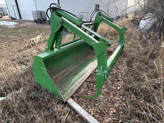 Image of John Deere 6170R equipment image 1