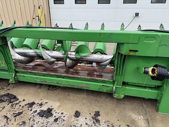 Image of John Deere 618C equipment image 3