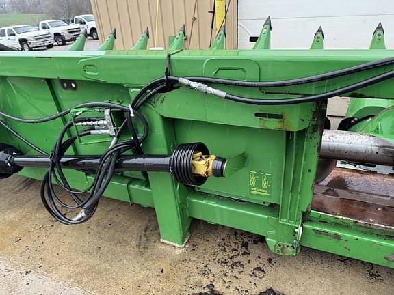 Image of John Deere 618C equipment image 4