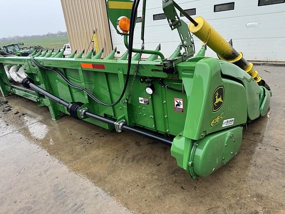 Image of John Deere 618C equipment image 1