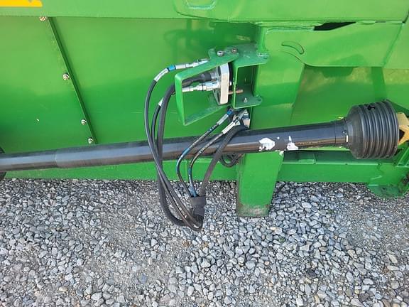 Image of John Deere 618C equipment image 1