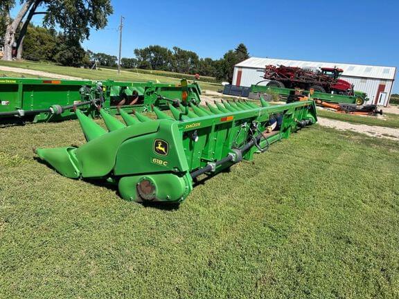 Image of John Deere 618C equipment image 1