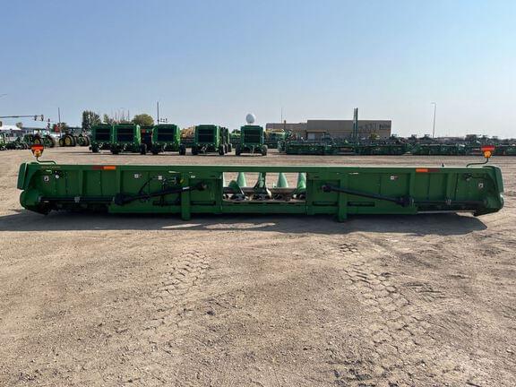 Image of John Deere 618C equipment image 4