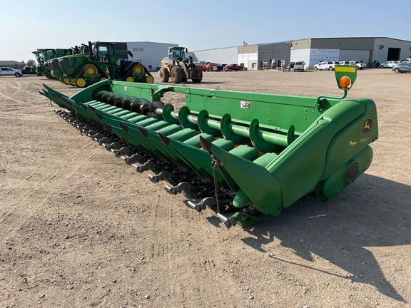2012 John Deere 618C Equipment Image0