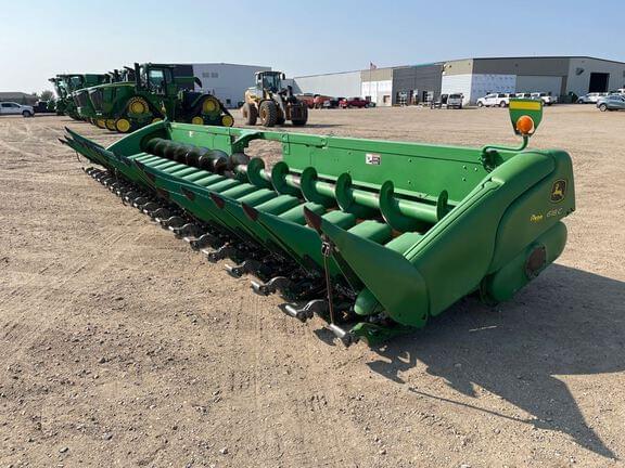 Image of John Deere 618C Primary image