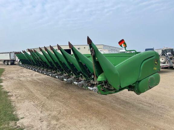 Image of John Deere 618C Primary image