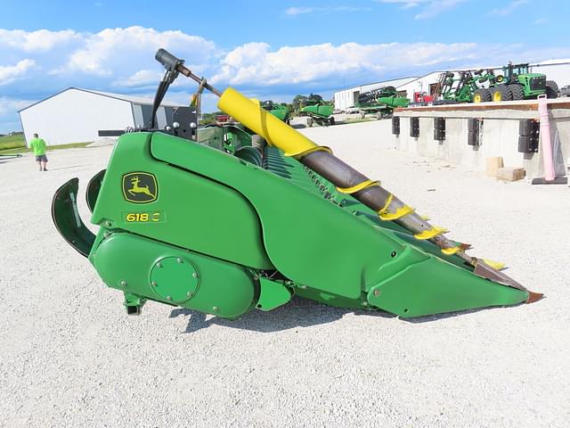 Image of John Deere 618C equipment image 2