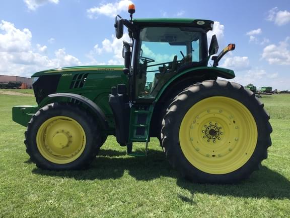 Image of John Deere 6190R equipment image 3