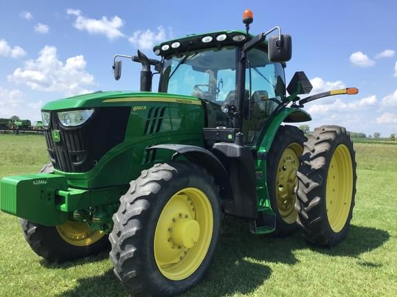 Image of John Deere 6190R equipment image 1