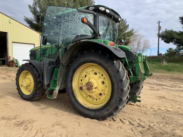 Image of John Deere 6190R equipment image 3