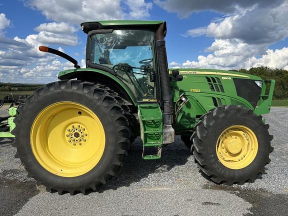 Image of John Deere 6190R equipment image 3