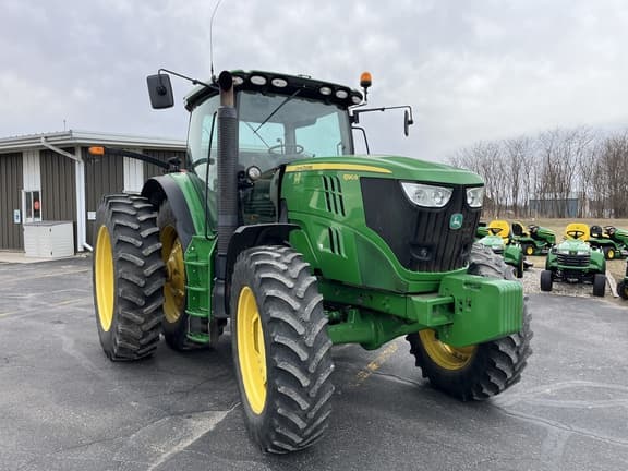 Image of John Deere 6190R equipment image 3