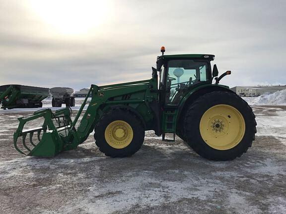 Image of John Deere 6190R equipment image 1