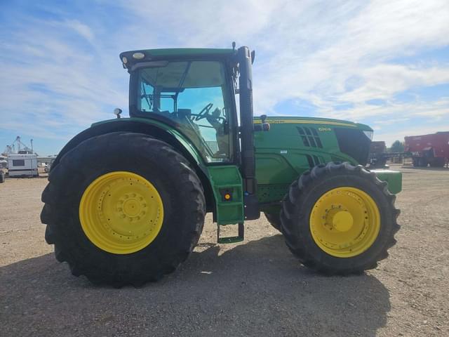 Image of John Deere 6210R equipment image 3