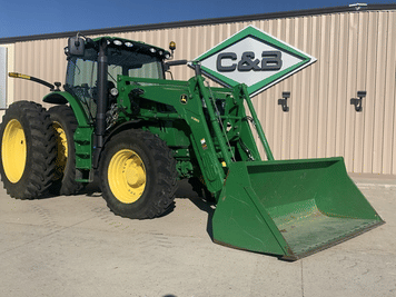 Main image John Deere 6210R