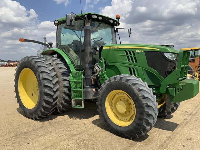 Image of John Deere 6210R equipment image 2