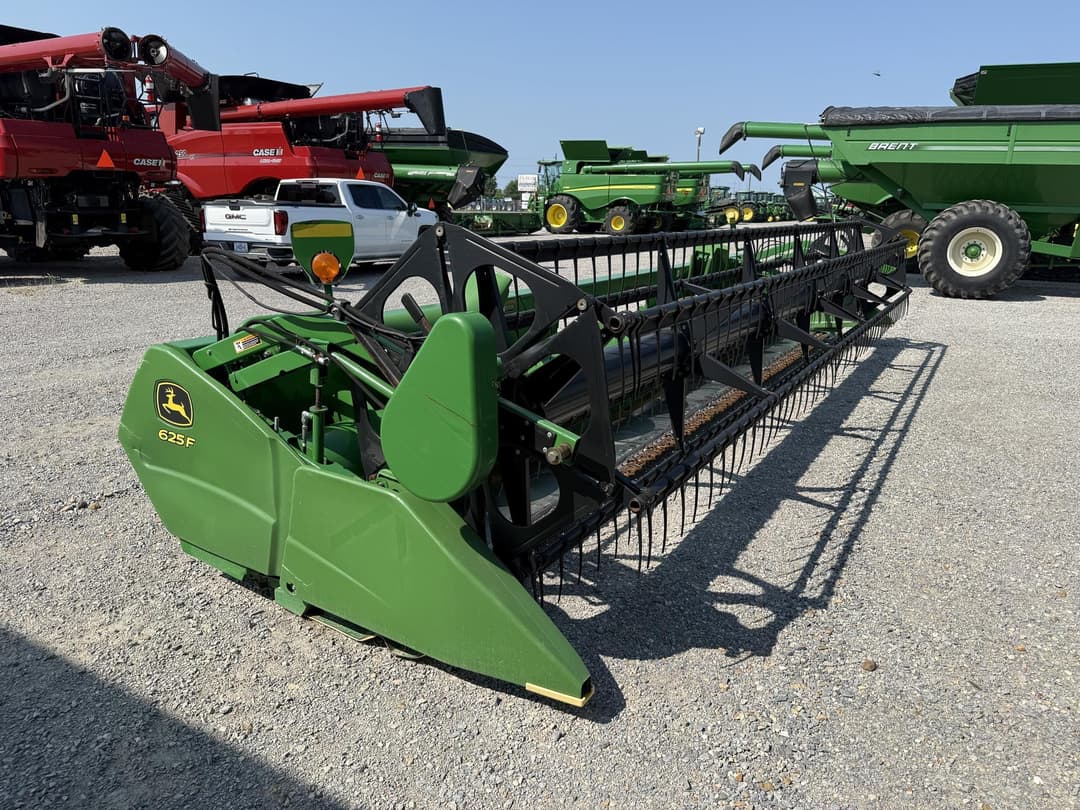 Image of John Deere 625F Primary image