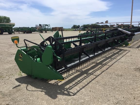 Image of John Deere 625F equipment image 2