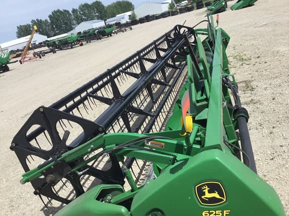 Image of John Deere 625F equipment image 1