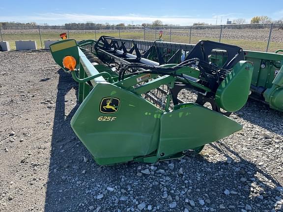 Image of John Deere 625F equipment image 2