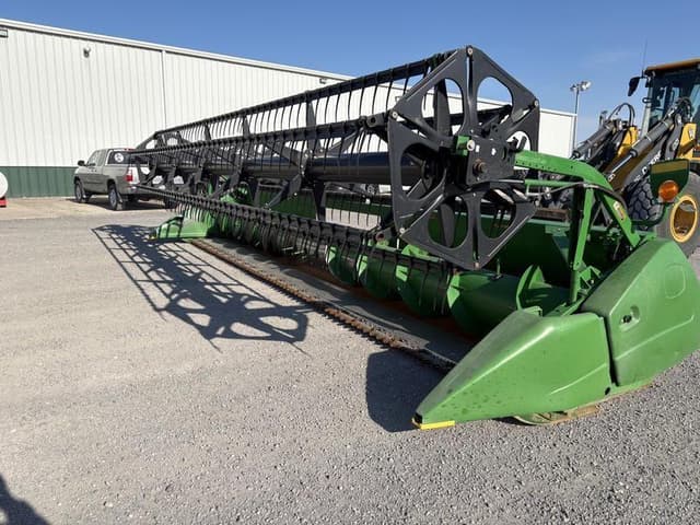 Image of John Deere 625F equipment image 3