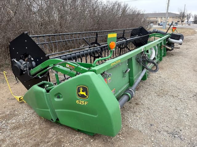 Image of John Deere 625F equipment image 2