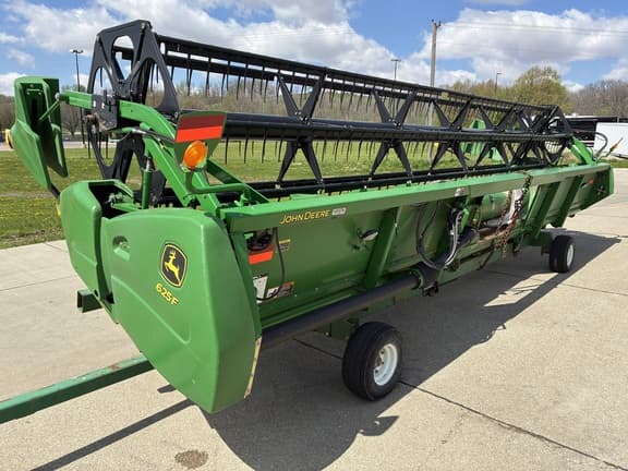 Image of John Deere 625F equipment image 2
