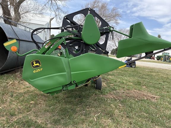 Image of John Deere 625F equipment image 1