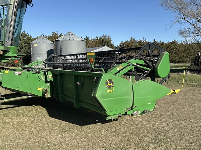 Image of John Deere 625F equipment image 4
