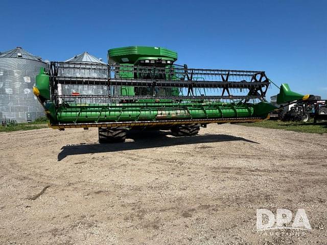 Image of John Deere 625F equipment image 3