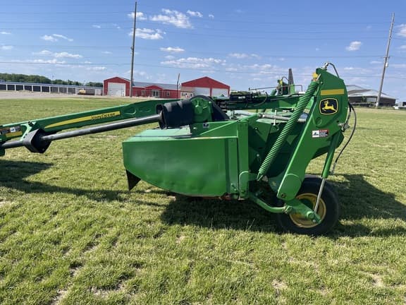 Image of John Deere 630 equipment image 2