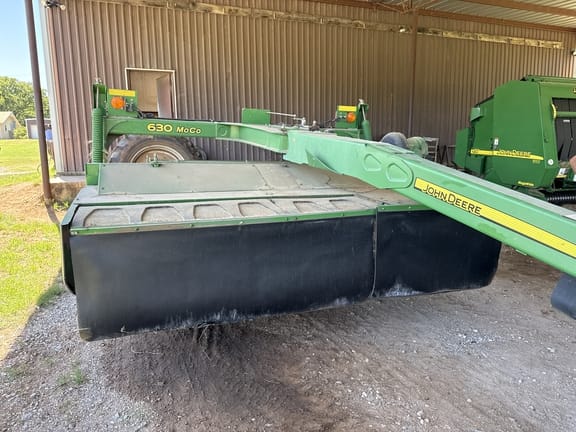 2012 John Deere 630 Equipment Image0